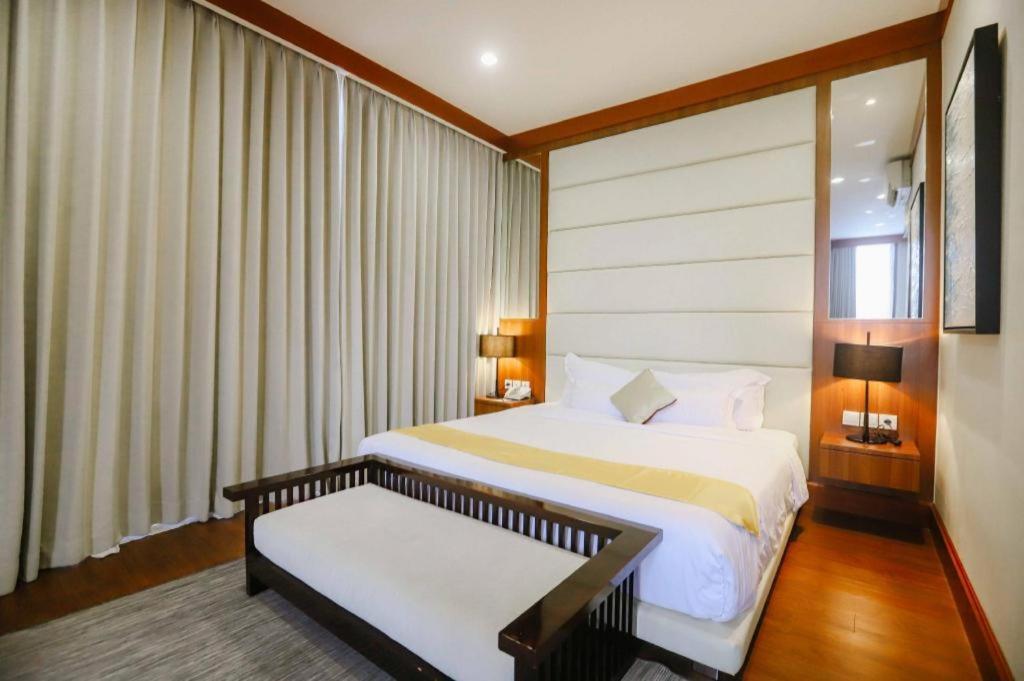 Taman Dayu Golf Club And Resort Prigen Luaran gambar
