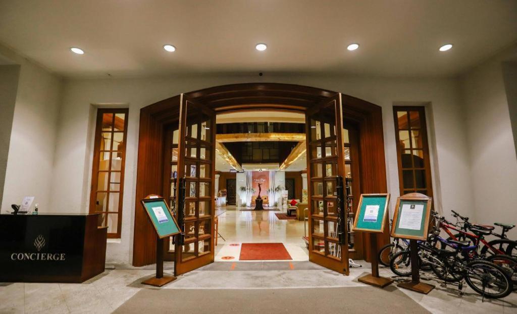 Taman Dayu Golf Club And Resort Prigen Luaran gambar